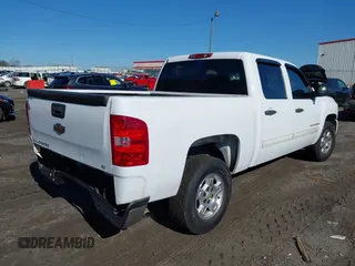 2009 Chevrolet Silverado 1500 with VIN 2GCEC23J391139098, listed as a IAAI auction lot 41440718 with 143,000 mi miles and . Bid and sale history available at DreamBid. Image 3.