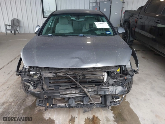 2017 Hyundai Sonata Hybrid SE with VIN KMHE24L14HA048579, listed as a IAAI auction lot 41018016 with 92,342 mi miles. Bid and sale history available at carsss.com. Image 12.
