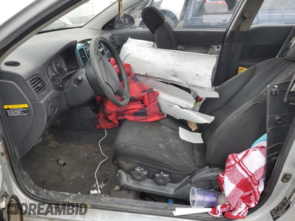 2007 Hyundai Accent GS with VIN KMHCM36C17U041160, listed as a Copart auction lot 45199895 with 225,096 mi miles and Non Repairable. Bid and sale history available at carsss.com. Image 7.