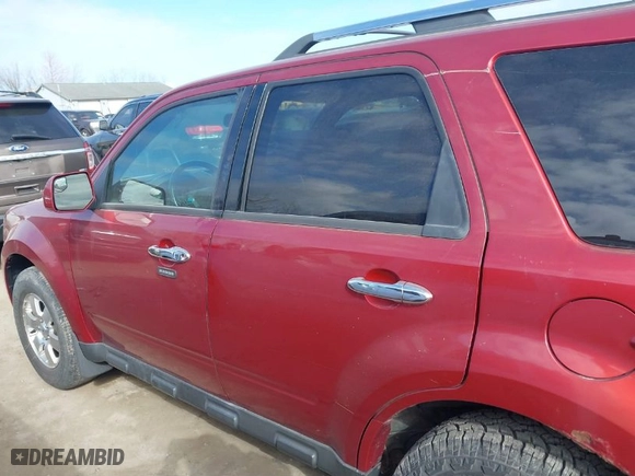 2012 Ford Escape Limited with VIN 1FMCU0EG1CKB63994, listed as a IAAI auction lot 41859865 with 200,630 mi miles. Bid and sale history available at carsss.com. Image 14.