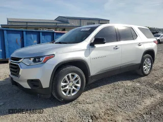 2021 Chevrolet Traverse LS z VIN 1GNERFKW9MJ226920, wystawiony jako Copart lot #53464255 z przebiegiem 75 609 mil mil oraz Szkoda całkowita • Salvage title. Historia ofert i sprzedaży dostępna na DreamBid. Obrazek 1.