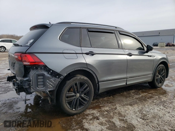 2022 Volkswagen Tiguan SE R-Line Black with VIN 3VV8B7AXXNM106110, listed as a Copart auction lot 43039575 with 24,728 mi miles and Salvage Title. Bid and sale history available at DreamBid. Image 3.