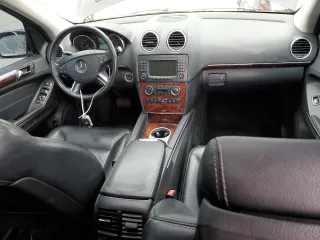 2008 Mercedes-Benz GL-Class 5.5L with VIN 4JGBF86E18A368018, listed as a Copart auction lot 61105824 with 105,721 mi miles and Salvage Title. Bid and sale history available at carsss.com. Image 8.