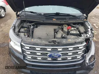 2017 Ford Explorer XLT with VIN 1FM5K7D81HGA68203, listed as a IAAI auction lot 41908625 with 98,996 mi miles and . Bid and sale history available at carsss.com. Image 10.