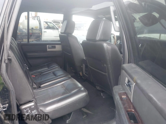 2008 Ford Expedition Max Limited z VIN 1FMFK19508LA39394, wystawiony jako IAAI lot #42660736 z przebiegiem 172 338 mil mil oraz . Historia ofert i sprzedaży dostępna na DreamBid. Obrazek 8.