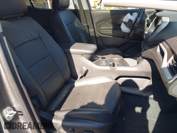 2020 GMC Terrain SLT with VIN 3GKALVEV0LL256695, listed as a IAAI auction lot 41847385 with 96,515 mi miles. Bid and sale history available at carsss.com. Image 5.