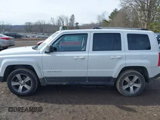 2016 Jeep Patriot Latitude with VIN 1C4NJPFA2GD562612, listed as a IAAI auction lot 41639913 with 120,823 mi miles and . Bid and sale history available at DreamBid. Image 15.
