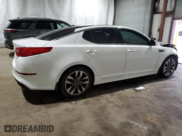 2015 Kia Optima SX Turbo with VIN 5XXGR4A61FG367091, listed as a Copart auction lot 50038995 with 106,003 mi miles and Clean Title. Bid and sale history available at carsss.com. Image 3.