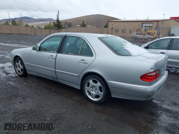 2002 Mercedes-Benz E 320 with VIN WDBJF70J22B488779, listed as a IAAI auction lot 41562240 with 209,590 mi miles and . Bid and sale history available at DreamBid. Image 3.