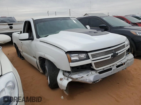 2006 Chevrolet Silverado 1500 with VIN 3GCEC14T76G142647, listed as a Copart auction lot 46390575 with 180,279 mi miles and Salvage Title. Bid and sale history available at DreamBid. Image 4.