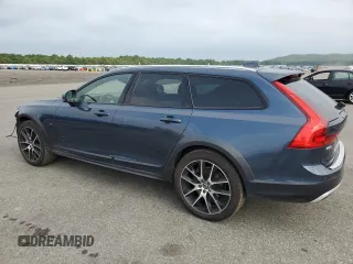 2019 Volvo V90 z VIN YV4A22NL9K1083953, wystawiony jako Copart lot #65525484 z przebiegiem 81 759 mil mil oraz Szkody całkowita. Historia ofert i sprzedaży dostępna na DreamBid. Obrazek 2.