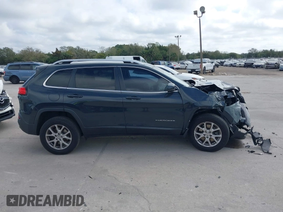 2018 Jeep Cherokee Latitude Plus with VIN 1C4PJMLX8JD603977, listed as a IAAI auction lot 41571092 with 113,554 mi miles and . Bid and sale history available at DreamBid. Image 13.