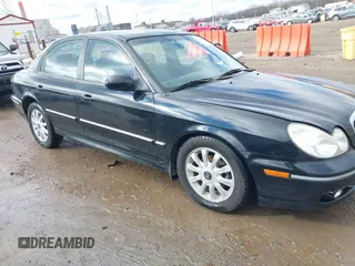 2005 Hyundai Sonata GLS with VIN KMHWF35H15A107824, listed as a IAAI auction lot 41724918 with 109,411 mi miles. Bid and sale history available at carsss.com. Image 13.