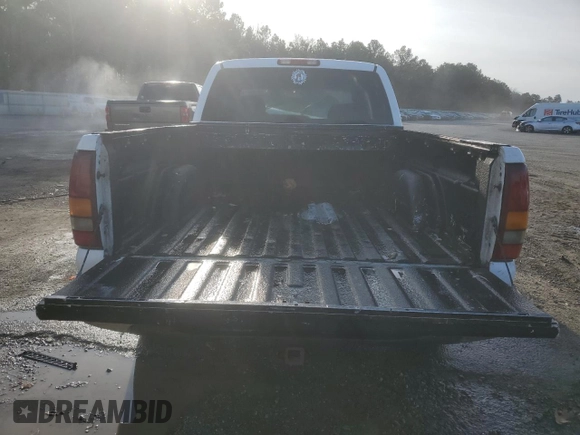1999 GMC New Sierra 1500 SL with VIN 1GTEC19V9XZ530944, listed as a Copart auction lot 41583035 with 0 mi miles and Salvage Title. Bid and sale history available at carsss.com. Image 6.