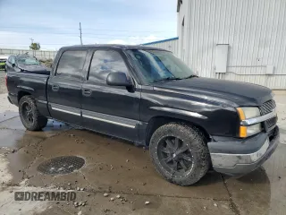 2005 Chevrolet Silverado 1500 LS with VIN 2GCEC13T551223784, listed as a Copart auction lot 51628235 with 131,773 mi miles and Salvage Title. Bid and sale history available at DreamBid. Image 4.