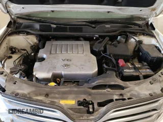 2010 Toyota Venza with VIN 4T3BK3BB5AU028053, listed as a Copart auction lot 52900745 with 121,222 mi miles and Salvage Title. Bid and sale history available at carsss.com. Image 12.