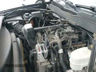 2015 Chevrolet Silverado 2500HD LTZ с VIN 1GC1KWEG6FF524489, выставлен на аукционе IAAI как лот 42110306 с пробегом 168 174 миль миль и . История ставок и продаж доступна на DreamBid. Изображение 19.