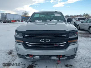 2018 Chevrolet Silverado 1500 LT with VIN 1GCVKREH1JZ117912, listed as a IAAI auction lot 41345368 with 90,602 mi miles. Bid and sale history available at carsss.com. Image 13.