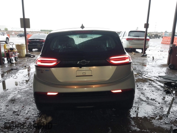 2023 Chevrolet Bolt EV 1LT z VIN 1G1FW6S05P4169385, wystawiony jako IAAI lot #42134812 z przebiegiem 41 205 mil mil oraz . Historia ofert i sprzedaży dostępna na DreamBid. Obrazek 16.
