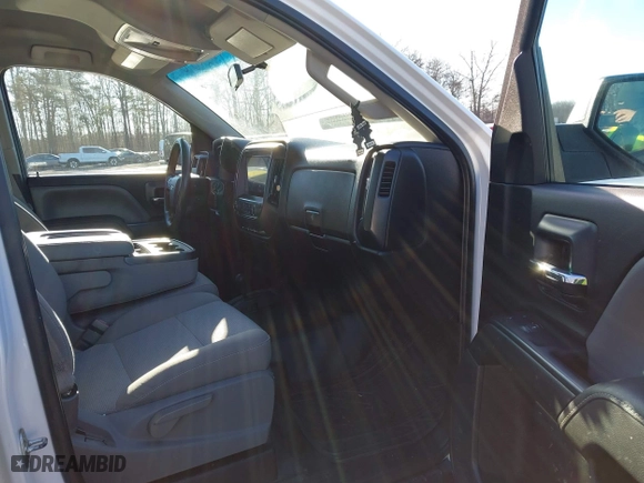 2015 Chevrolet Silverado 1500 Work Truck with VIN 1GCVKPEH2FZ223796, listed as a IAAI auction lot 41582070 with 185,929 mi miles. Bid and sale history available at carsss.com. Image 5.