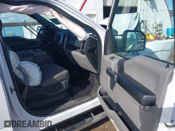 2016 Ford F-150 XLT с VIN 1FTFW1EG2GFB45679, выставлен на аукционе IAAI как лот 41722329 с пробегом Не указан миль и . История ставок и продаж доступна на DreamBid. Изображение 5.