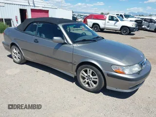 2002 Saab 9-3 z VIN YS3DF75K227014231, wystawiony jako IAAI lot #42305591 z przebiegiem 145 813 mil mil oraz . Historia ofert i sprzedaży dostępna na DreamBid. Obrazek 1.