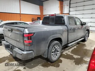 2022 Nissan Frontier SV with VIN 1N6ED1FK0NN688615, listed as a Copart auction lot 88040205 with 38,317 mi miles and Salvage Title. Bid and sale history available at carsss.com. Image 3.