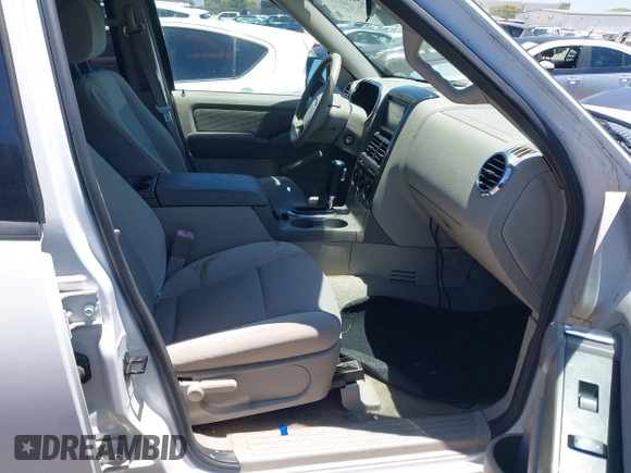 2006 Ford Explorer XLT с VIN 1FMEU73E76UA81201, выставлен на аукционе IAAI как лот 42635562 с пробегом 148 820 миль миль и . История ставок и продаж доступна на DreamBid. Изображение 5.