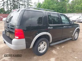 2002 Ford Explorer XLS z VIN 1FMZU62E12ZB98055, wystawiony jako IAAI lot #42107415 z przebiegiem 151 319 mil mil oraz . Historia ofert i sprzedaży dostępna na DreamBid. Obrazek 4.