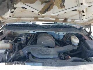 2003 Chevrolet Tahoe LS with VIN 1GNEC13V83R261152, listed as a IAAI auction lot 42546536 with 50,695 mi miles and . Bid and sale history available at DreamBid. Image 10.