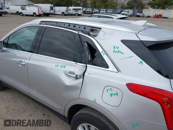 2017 Cadillac XT5 FWD with VIN 1GYKNARS3HZ184081, listed as a IAAI auction lot 41795974 with 109,032 mi miles. Bid and sale history available at carsss.com. Image 6.