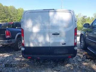 2021 Ford Transit Cargo с VIN 1FTBR1Y88MKA76509, выставлен на аукционе IAAI как лот 42005100 с пробегом 34 029 миль миль и . История ставок и продаж доступна на DreamBid. Изображение 16.
