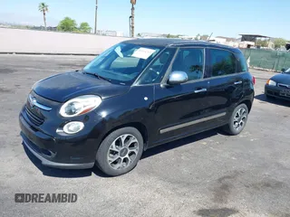 2014 FIAT 500L Lounge z VIN ZFBCFACH7EZ005656, wystawiony jako IAAI lot #42264765 z przebiegiem 88 021 mil mil oraz . Historia ofert i sprzedaży dostępna na DreamBid. Obrazek 2.