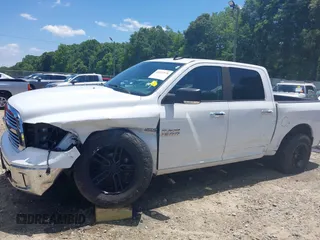 2016 Ram 1500 Big Horn z VIN 3C6RR7LTXGG262651, wystawiony jako IAAI lot #42322576 z przebiegiem 187 072 mil mil oraz . Historia ofert i sprzedaży dostępna na DreamBid. Obrazek 6.