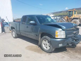 2009 Chevrolet Silverado 1500 LT with VIN 1GCEK29099Z214279, listed as a IAAI auction lot 42112324 with 55,953 mi miles and . Bid and sale history available at DreamBid. Image 1.