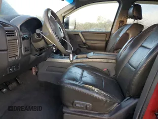 2006 Nissan Titan LE z VIN 1N6BA07B86N546972, wystawiony jako Copart lot #74983924 z przebiegiem 225 495 mil mil oraz Szkoda całkowita • Salvage title. Historia ofert i sprzedaży dostępna na DreamBid. Obrazek 7.