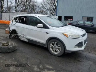 2013 Ford Escape SE z VIN 1FMCU9GX5DUD70573, wystawiony jako Copart lot #48716005 z przebiegiem 176 235 mil mil oraz Szkoda całkowita • Salvage title. Historia ofert i sprzedaży dostępna na DreamBid. Obrazek 4.