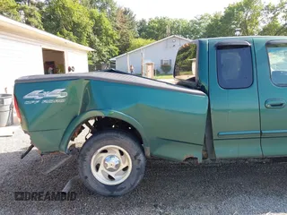 1999 Ford F-150 with VIN 1FTRX18W4XNA50527, listed as a IAAI auction lot 42563746 with 213,959 mi miles and . Bid and sale history available at DreamBid. Image 18.