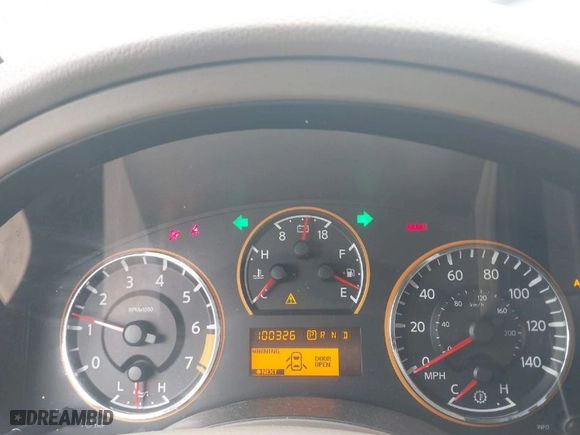 2015 Nissan Armada SV with VIN 5N1BA0ND7FN612818, listed as a IAAI auction lot 41459324 with 100,326 mi miles. Bid and sale history available at carsss.com. Image 7.