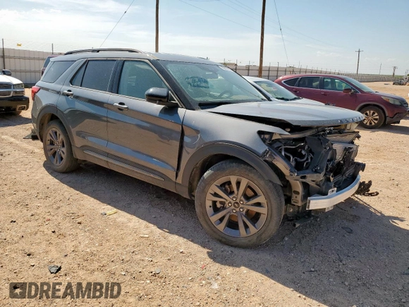 2022 Ford Explorer XLT z VIN 1FMSK7DH8NGC30777, wystawiony jako Copart lot #60958195 z przebiegiem 47 804 mil mil oraz Szkoda całkowita • Salvage title. Historia ofert i sprzedaży dostępna na DreamBid. Obrazek 4.