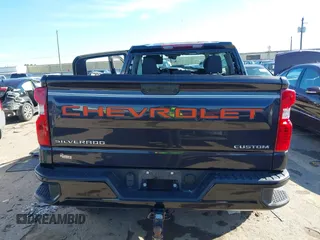 2022 Chevrolet Silverado 1500 Custom Trail Boss with VIN 3GCPDCEK9NG608262, listed as a IAAI auction lot 41317046 with 1 mi miles. Bid and sale history available at carsss.com. Image 15.