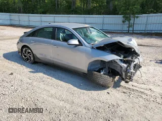 2023 Hyundai Ioniq 6 Preferred z VIN KMHM34AC0PA030141, wystawiony jako Copart lot #57694704 z przebiegiem 7051 mil mil oraz Szkoda całkowita • Salvage title. Historia ofert i sprzedaży dostępna na DreamBid. Obrazek 4.