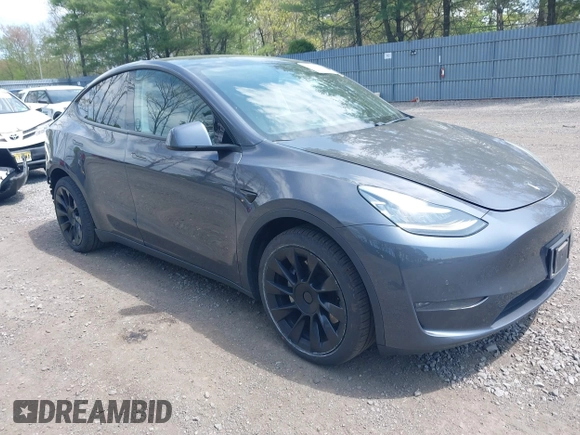 2020 Tesla Model Y Long Range with VIN 5YJYGDEE2LF029385, listed as a IAAI auction lot 42164786 with 58,685 mi miles and . Bid and sale history available at DreamBid. Image 1.