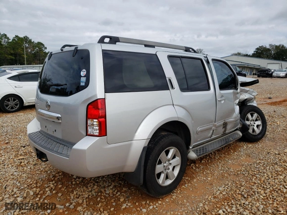 2011 Nissan Pathfinder Silver with VIN 5N1AR1NN8BC614277, listed as a Copart auction lot 88095125 with 187,645 mi miles and Salvage Title. Bid and sale history available at carsss.com. Image 3.