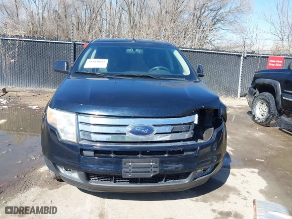 2008 Ford Edge Limited with VIN 2FMDK39C58BA55026, listed as a IAAI auction lot 41810832 with 210,808 mi miles. Bid and sale history available at carsss.com. Image 12.