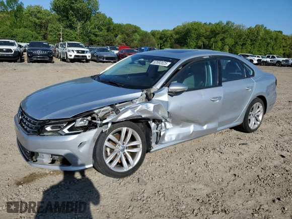 2019 Volkswagen Passat Wolfsburg Edition z VIN 1VWLA7A38KC009068, wystawiony jako Copart lot #52693525 z przebiegiem 168 451 mil mil oraz Szkoda całkowita • Salvage title. Historia ofert i sprzedaży dostępna na DreamBid. Obrazek 1.