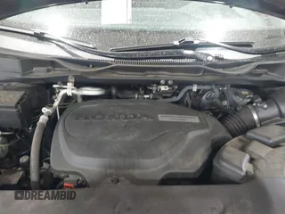 2018 Honda Odyssey Touring with VIN 5FNRL6H87JB105410, listed as a IAAI auction lot 41860707 with 91,908 mi miles. Bid and sale history available at carsss.com. Image 10.