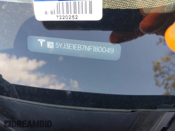2022 Tesla Model 3 Long Range z VIN 5YJ3E1EB7NF180049, wystawiony jako IAAI lot #42188963 z przebiegiem 18 604 mil mil oraz . Historia ofert i sprzedaży dostępna na DreamBid. Obrazek 19.