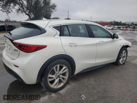 2017 Infiniti QX30 Premium with VIN SJKCH5CP6HA039710, listed as a Copart auction lot 86958824 with Not Provided miles and Salvage Title. Bid and sale history available at DreamBid. Image 3.