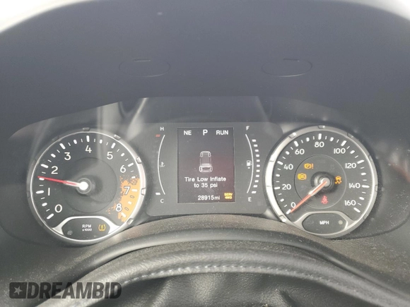 2017 Jeep Renegade Altitude with VIN ZACCJBBB8HPF62271, listed as a Copart auction lot 44805425 with 28,915 mi miles and Salvage Title. Bid and sale history available at carsss.com. Image 9.